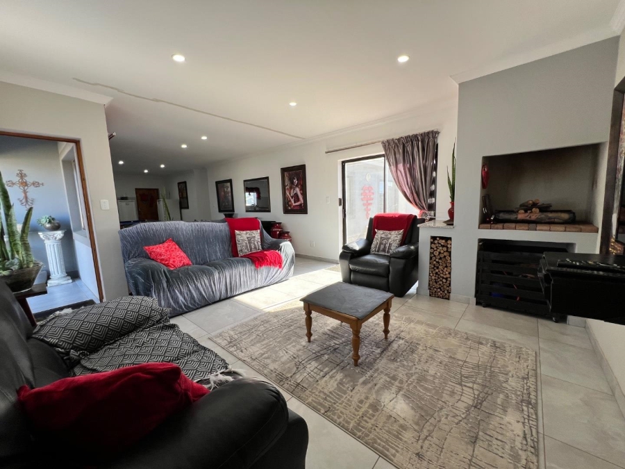 3 Bedroom Property for Sale in Fountains Estate Eastern Cape